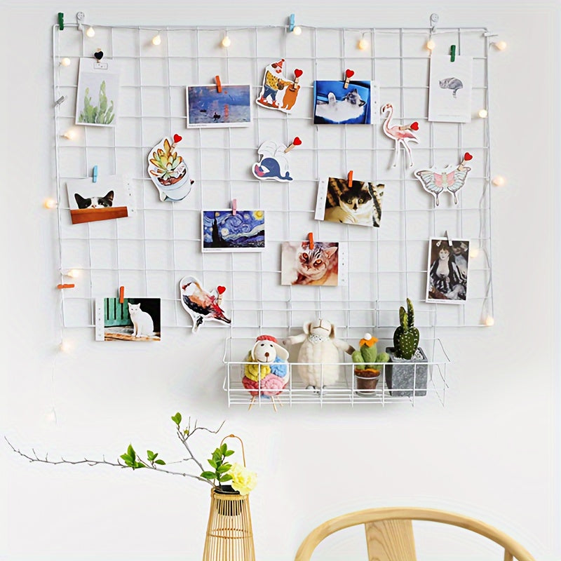 Stylish Nordic metal grid panel – ideal for teens' rooms as a photo display or decorative shelf for gifting on special occasions like Christmas, Mother's Day, and graduation.