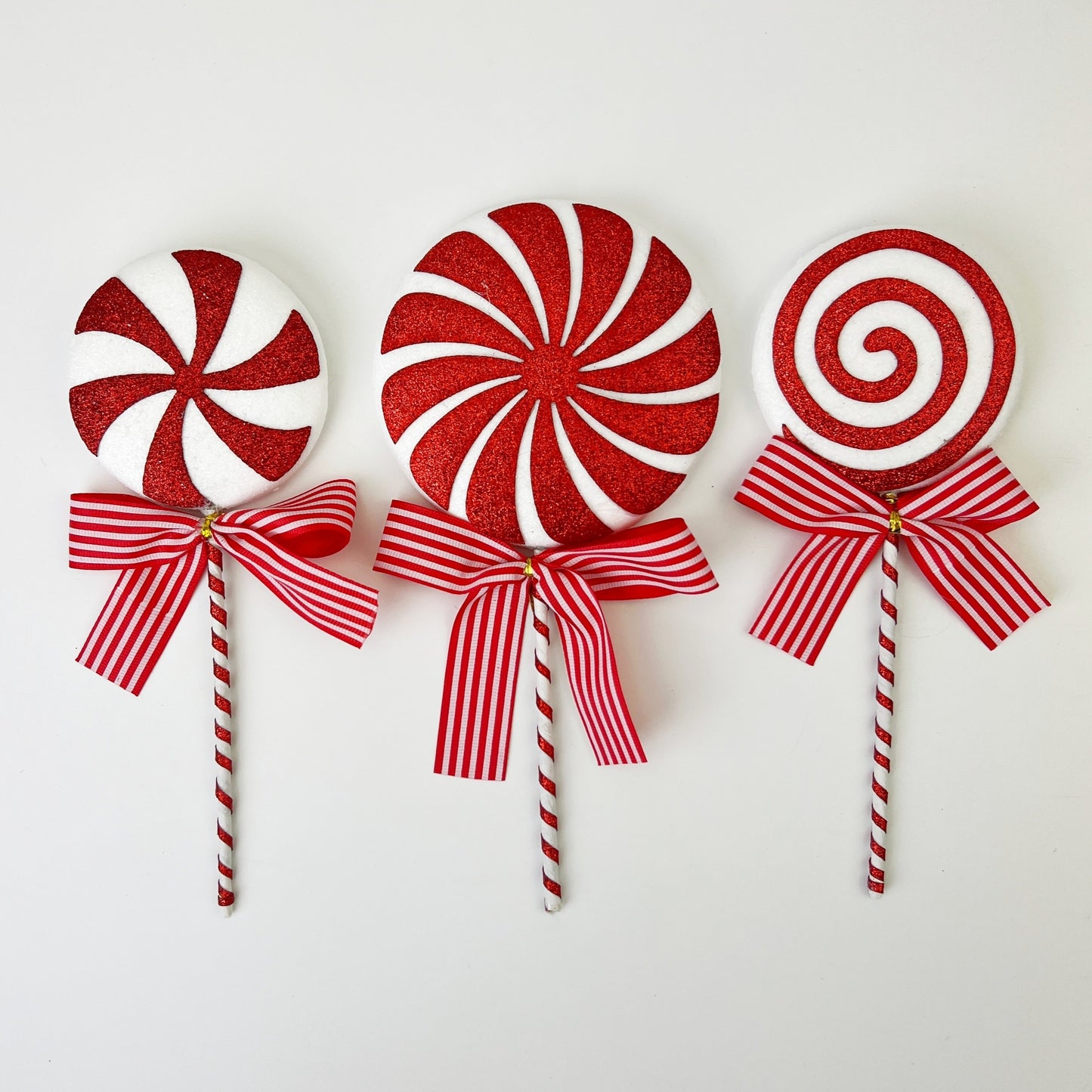 3-piece Christmas tree candy ornaments - red lollipop decorations for holiday parties, Halloween, and home decor - ideal for bedroom, living room, and desktop.