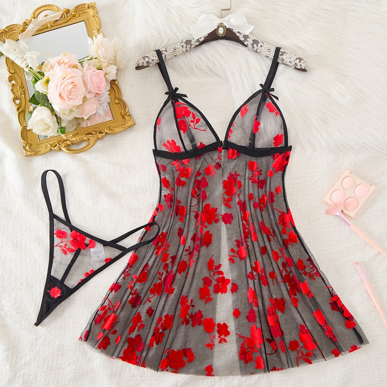 Flower mesh pajama set for women with front buckle.