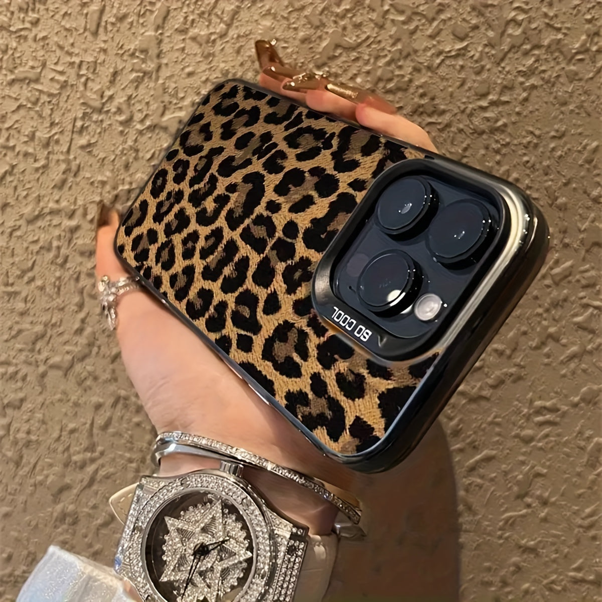 Leopard print full-screen soft shell for various iPhone models, offering high-end protection and style.