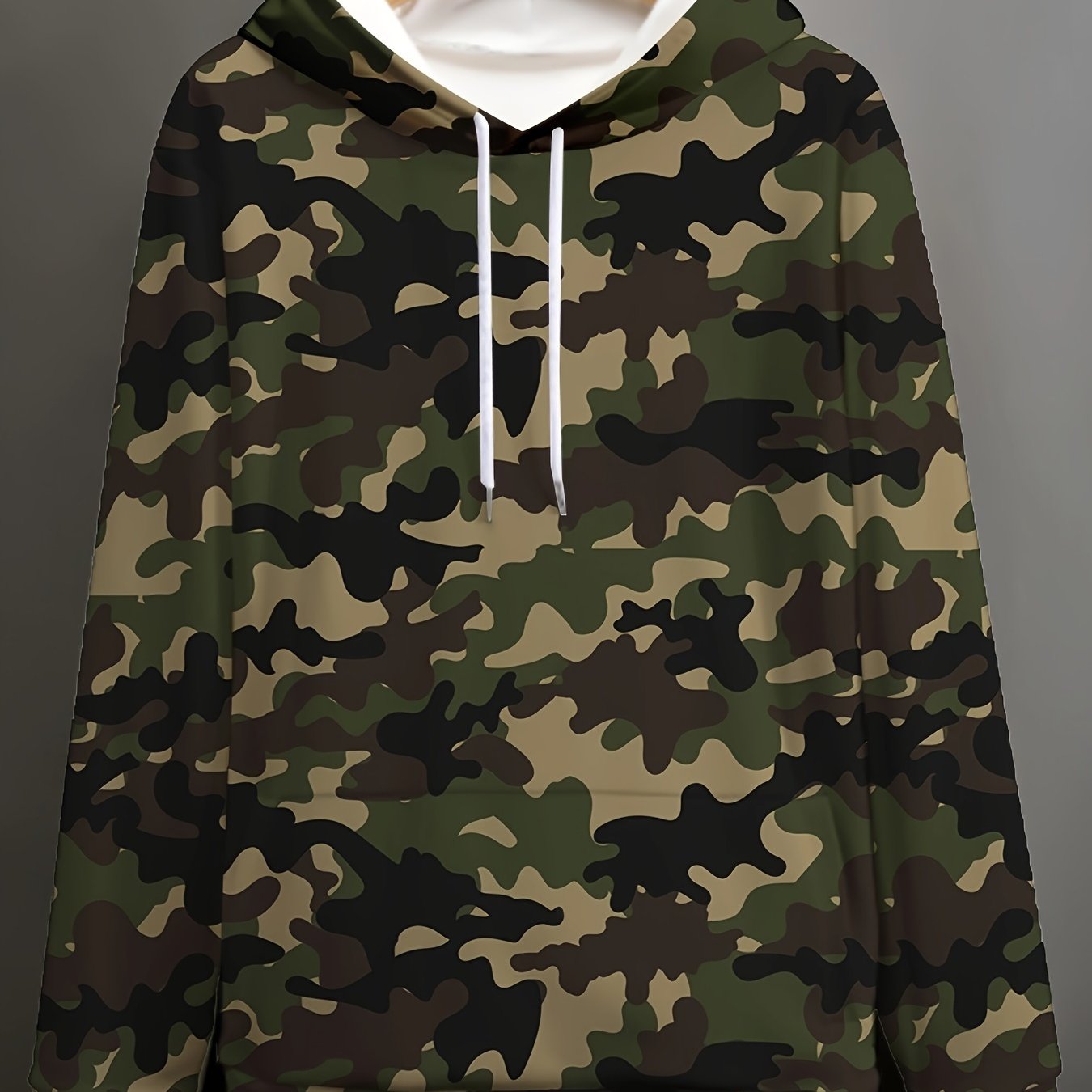 Stylish loose camouflage graphic hoodie for plus size men, ideal for outdoor activities.