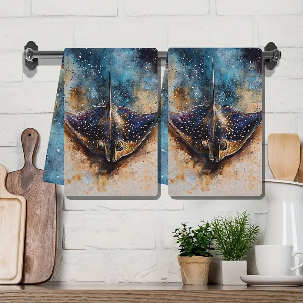 This offer includes a pair of luxurious kitchen towels featuring a stunning metallic stingray design. These ultra soft towels are perfect for both drying dishes and hands, making them a great addition to your holiday decor. They are highly absorbent and