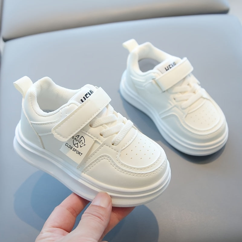 Breathable non-slip low top sneakers for boys, perfect for all seasons.