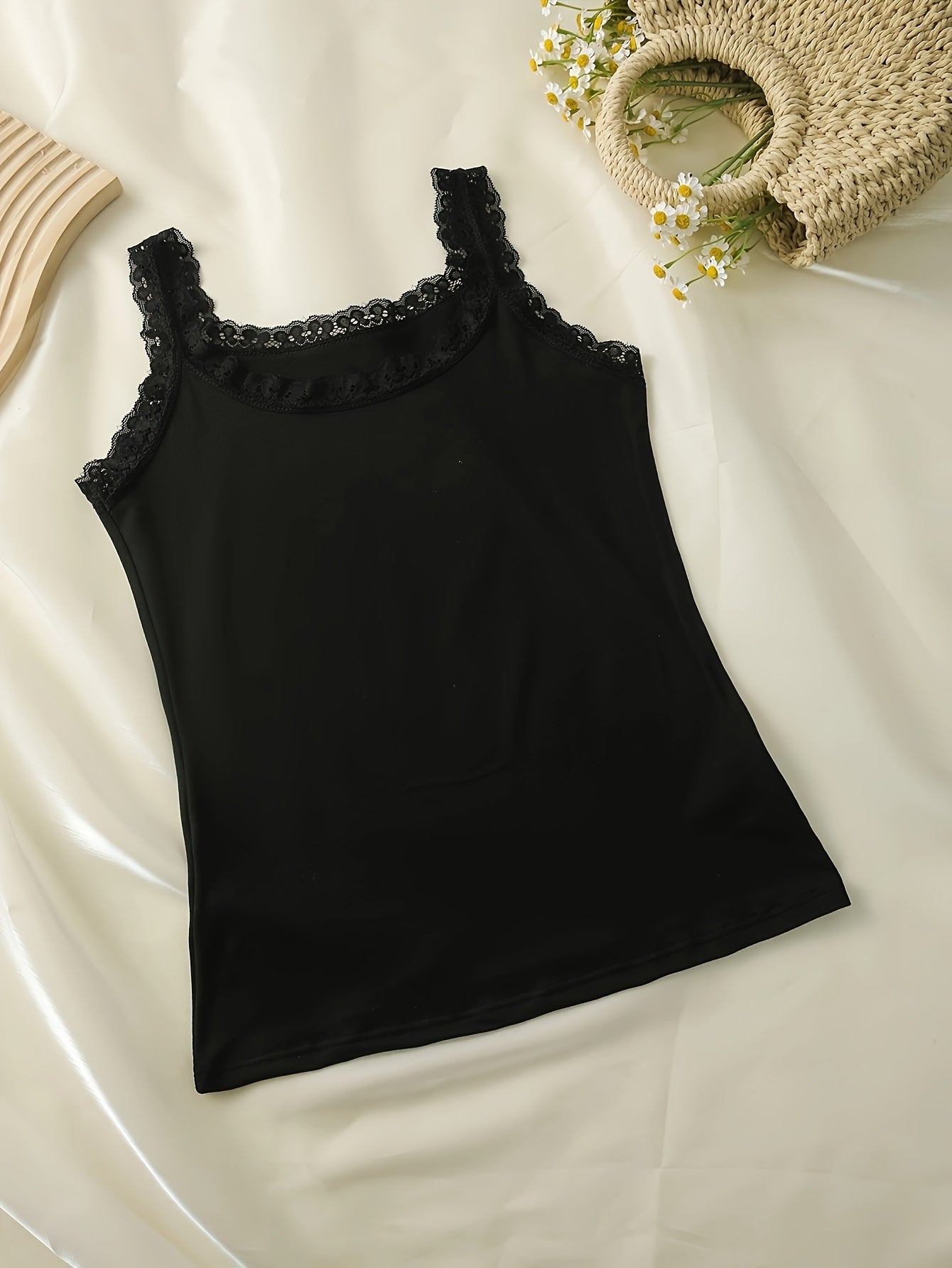 6-piece set of sleeveless camisoles for women, perfect for spring and summer, featuring a new fashion style that can be effortlessly paired with any outfit.