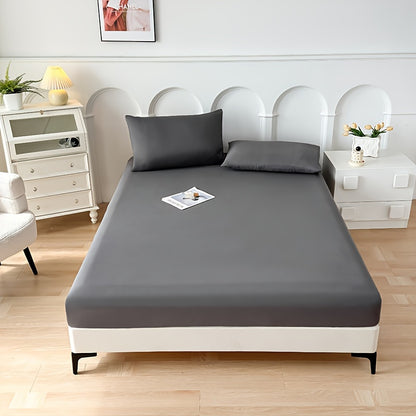 Single piece solid color fitted sheet with brushed finish, anti-slip design, and dustproof feature, ideal for Simmons mattresses.