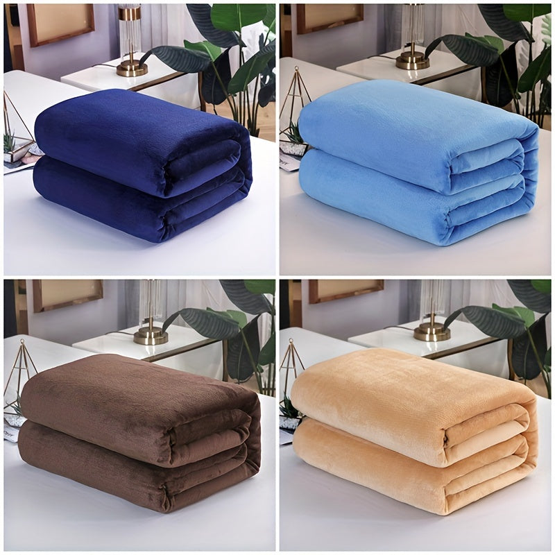 Super soft solid color fleece blanket, perfect for keeping warm in the fall and winter. Can be used as a bed sheet, throw blanket, nap blanket, or as an office or air conditioning blanket.