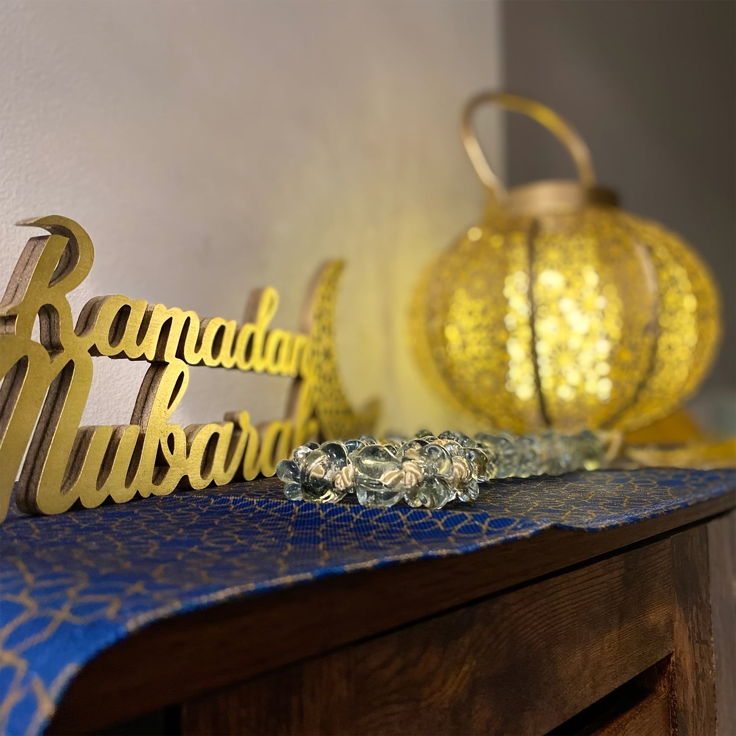 Chic Wooden Table Stand for Ramadan Mubarak - Bohemian Golden Crescent Moon & Stars Design, Ideal for Eid Al-Fitr Decor & Gifts, No Batteries Required