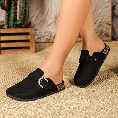 Outdoor women's clogs with cork thick soles in casual retro slip-on style.