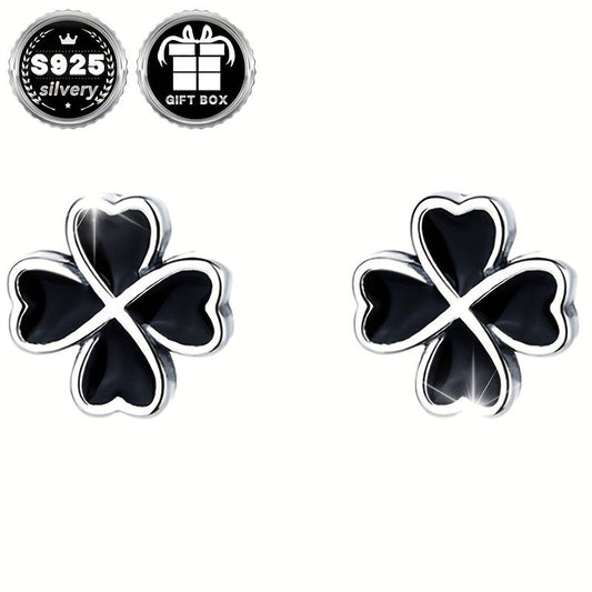 A set of timeless Four-Leaf Clover earrings crafted from 925 Sterling Silver, featuring a simple yet romantic design. Ideal for gifting on Valentine's Day, Mother's Day, or special occasions, these earrings are perfect for any season. Comes in an