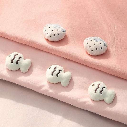 Securely hold your blanket in place with these Cartoon Pink Strawberry Comforter Clips, preventing slipping. A must-have for families during winter, these clips work with comforters, duvet covers, and sheets to keep everything in place.