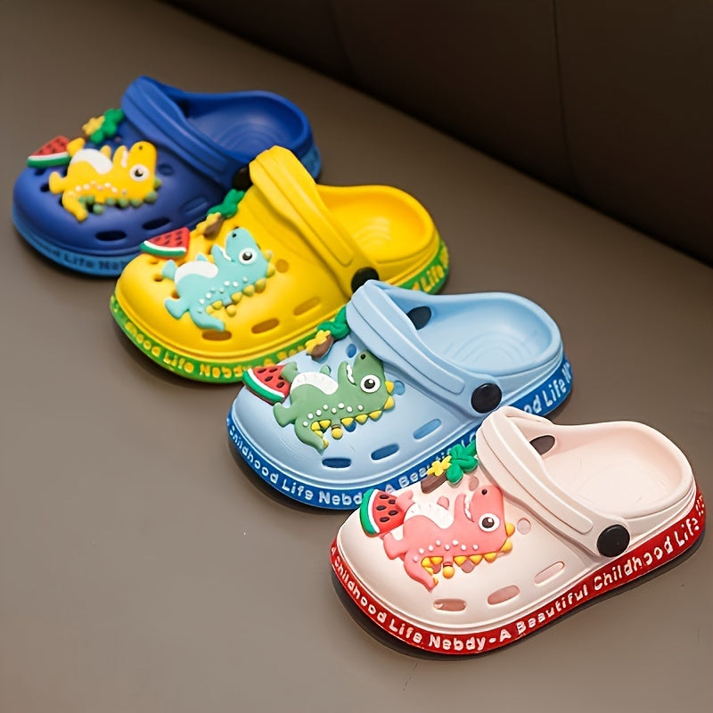 Kids Cartoon Dinosaur Clogs in EVA material, breathable slip-on sandals for boys and girls. Suitable for indoor and outdoor use, including in the garden, beach, and stream. Casual style for