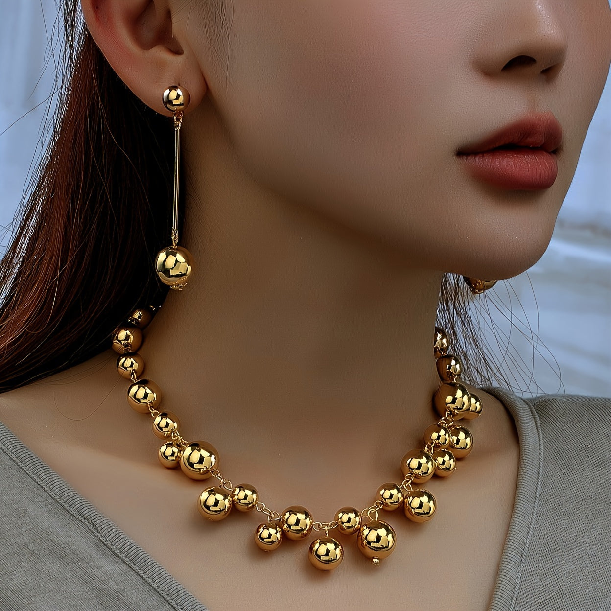 Vintage-inspired Golden Chunky Bead Jewelry Set with Luxury Dangle Earrings and Necklace Combo, High-Fashion Statement Pieces for Elegant Women