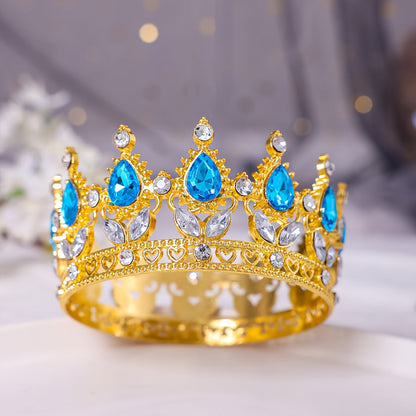 This stunning Baroque style bridal tiara features intricate golden water diamond embellishments, making it ideal for beauty pageants, proms, and formal events. Adorned with delicate flowers in a beautiful full circle design, this tiara is perfect for