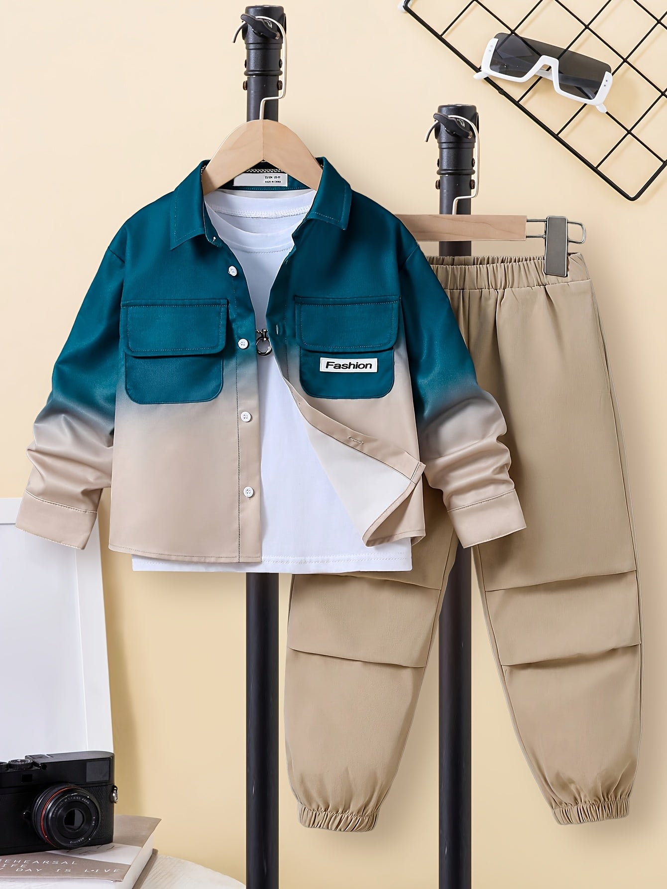 Boys 2-piece casual set with long sleeve gradient shirt and jogger pants for daily and outdoor wear in spring and fall.