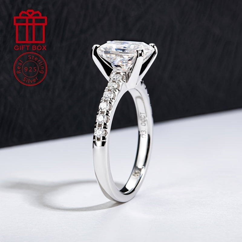 This fashionable women's wedding anniversary gift features an elegant 925 sterling silver ring set with a stunning 3CT moissanite stone in a four-prong setting. The Radyen ring measures 7x9mm and weighs 3.65g, making it the perfect gift for a friend or