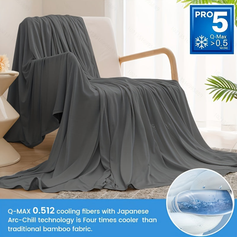 Stay cool during the spring and summer nights with this 1 piece summer cool blanket, perfect for managing body heat and sweating while sleeping.