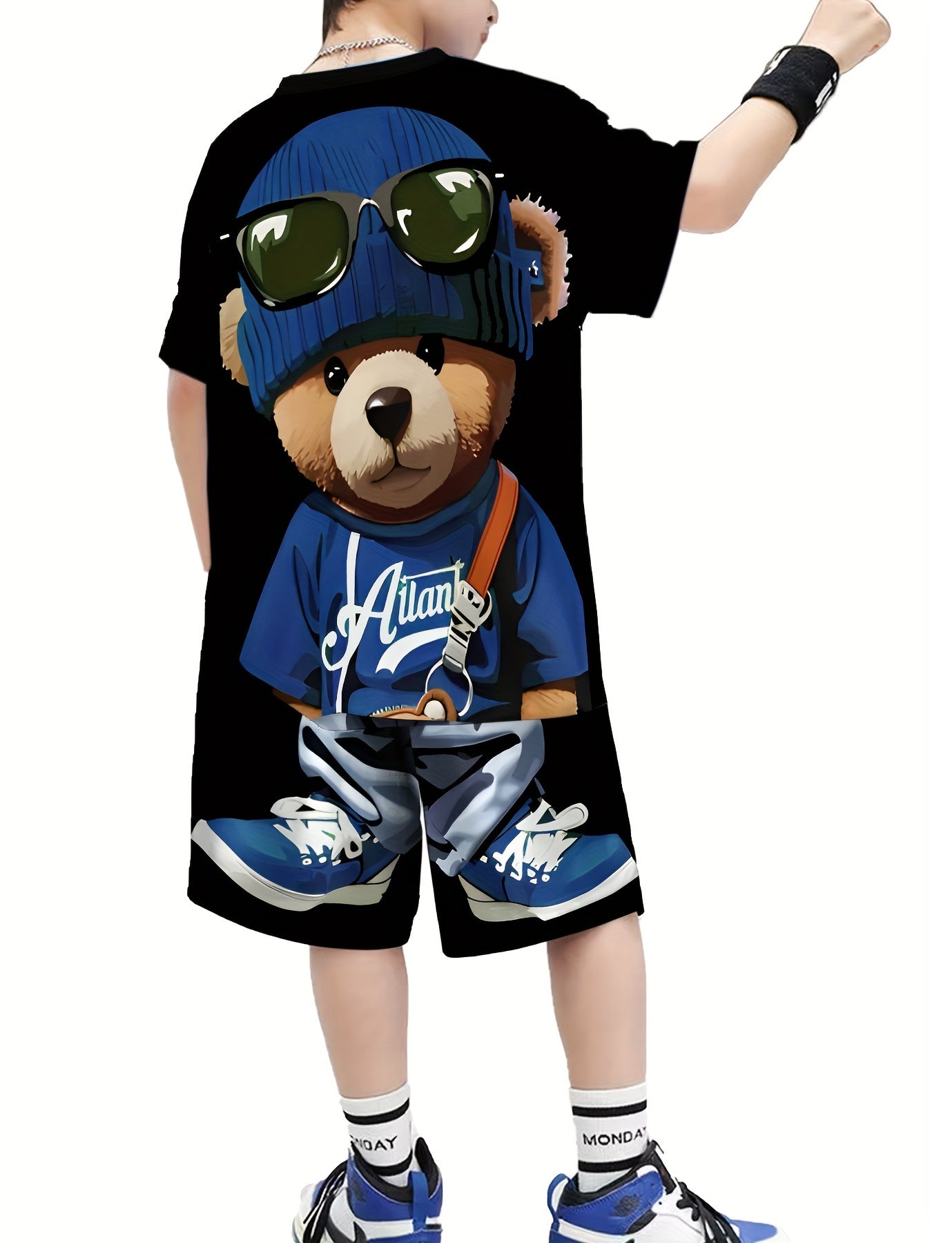 Children's bear print t-shirt and shorts set, casual party outfit made of polyester. Features round neck, short sleeve, loose fit, and random print. Suitable for spring/summer/autumn for