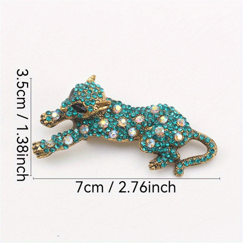 Vintage Style Cheetah Brooch with Rhinestones and Enamel, Elegant Fashion Pin for Women, Novelty Animal Jewelry Accessory