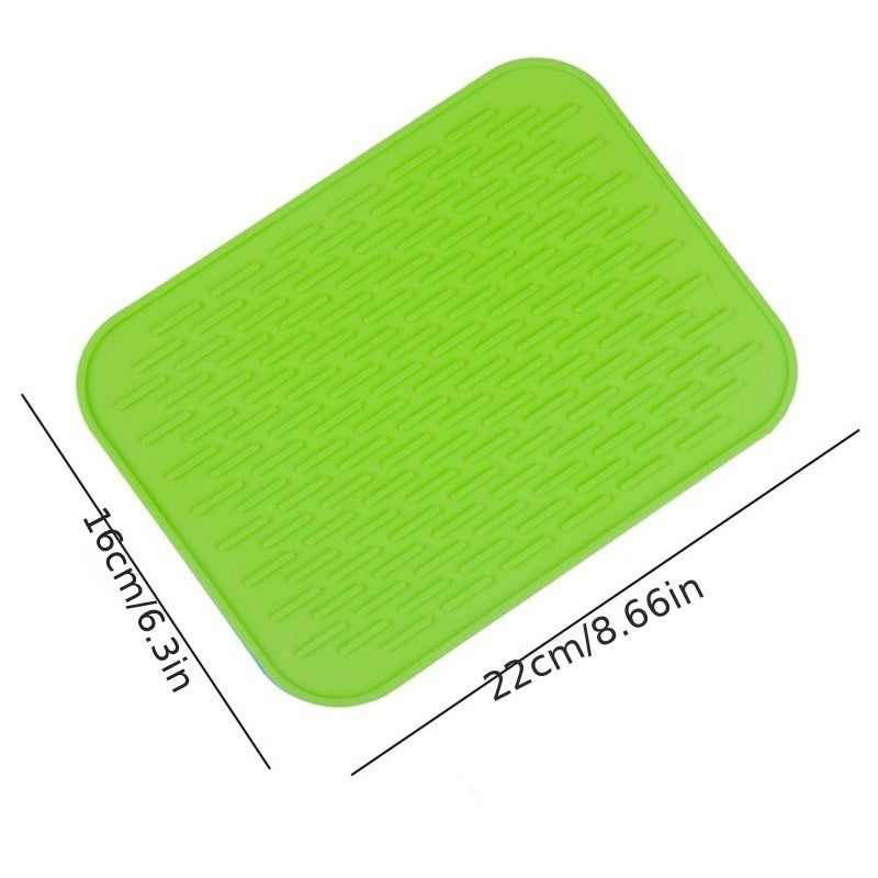 Versatile silicone heat-resistant mat for various uses.