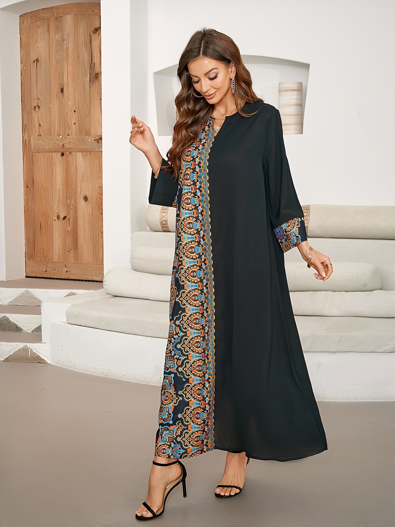 Black & blue floral print maxi kaftan dress with elegant paisley design. Made of polyester, machine washable. Perfect for spring/summer/fall. Arabian style robe in polyester fabric.