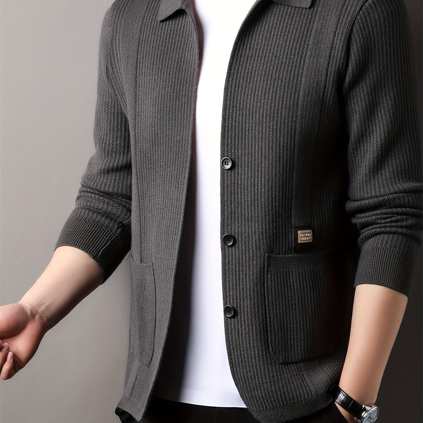 Casual V-neck cardigan for men in solid color with pockets, ideal for fall/winter.