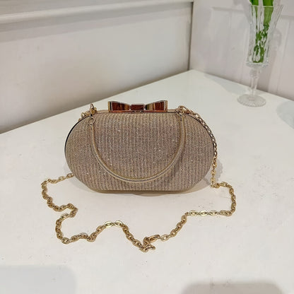 Stylish evening bag with shiny diamonds, perfect for women's parties, can be worn as a crossbody with metal chain