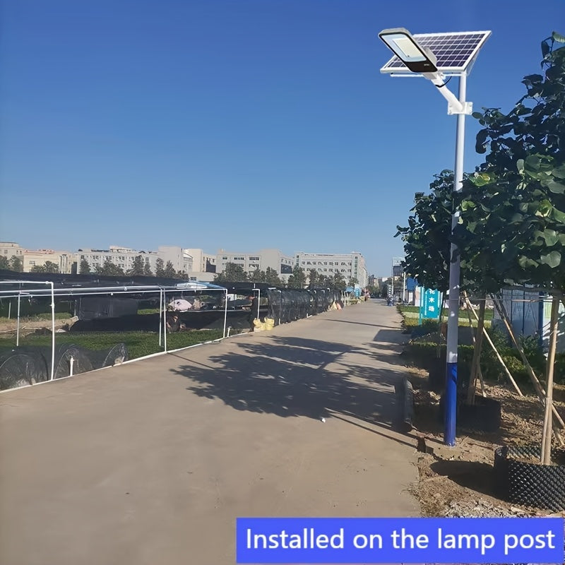 Solar street light and wall light with remote control, 6000mAh battery, smart light sensor, automatic switching, 252 high brightness LEDs. Ideal for outdoor spaces.