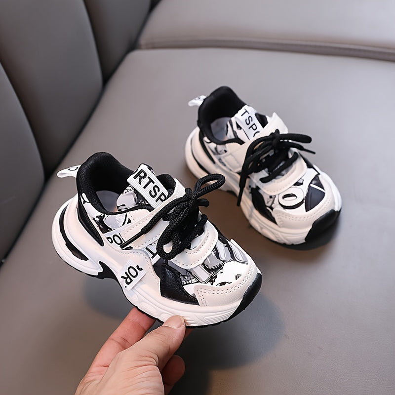 Stylish toddler shoes for boys and girls, breathable and non-slip for walking in spring, summer, and autumn.