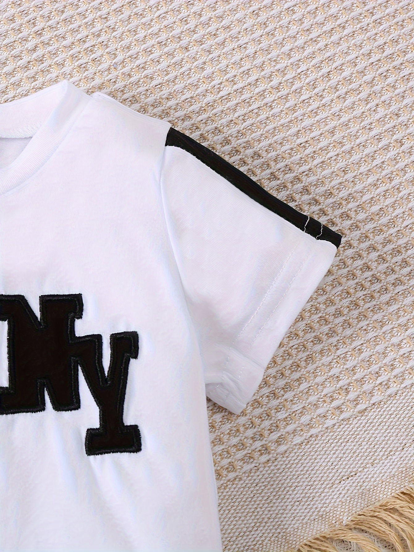 Stylish Black & White Letter Print Outfit for Boys - Polyester T-Shirt & Shorts Set, Machine Washable - Ideal for Spring/Summer, Movement Style, Traditional Version, Outdoor Ready.