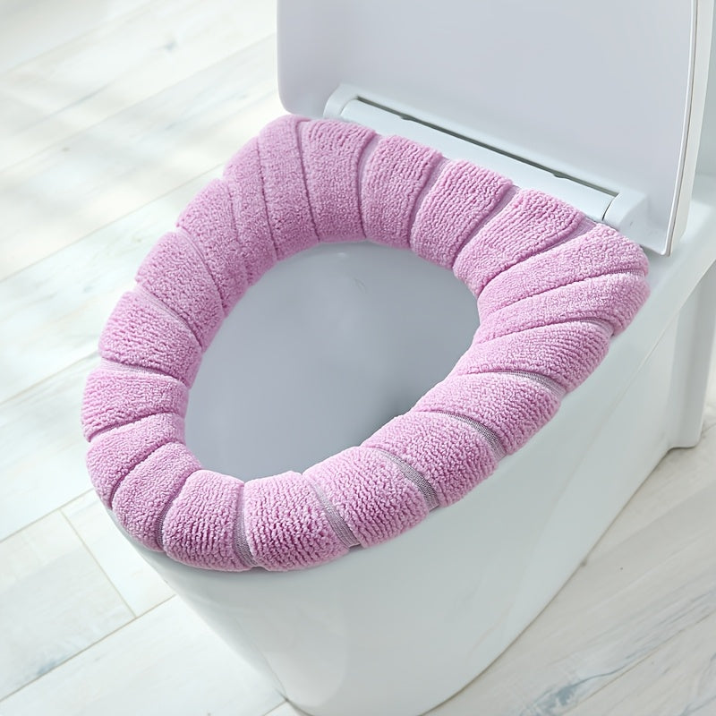 All-season toilet seat cover, large and thick for winter.