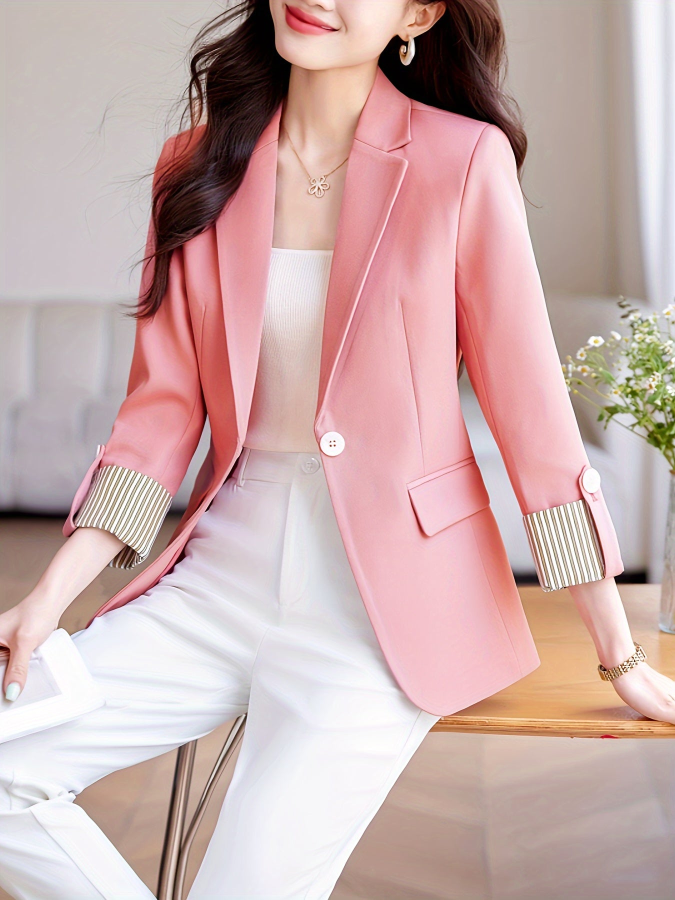 Stylish roll-up sleeve blazer for women, solid color with pockets, machine washable, ideal for fall & winter.