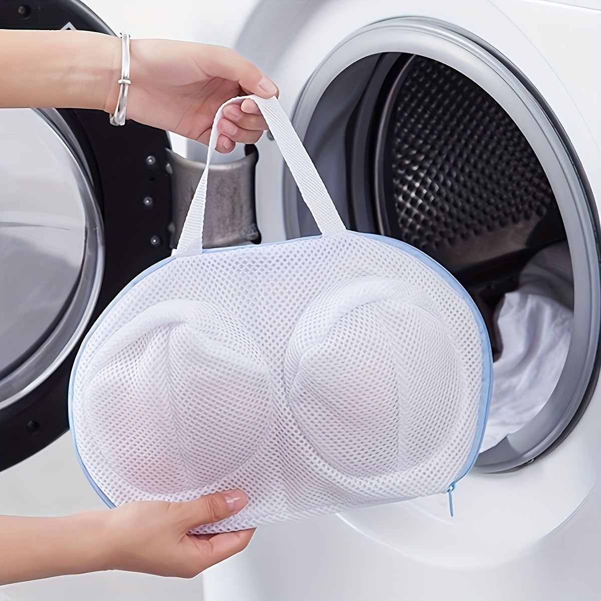 1-Piece Mesh Laundry Bag for Durable Underwear Washing - Zippered Closure for Delicates, Bra Storage, and Round Design to Protect Garments