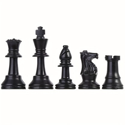 32 plastic chess pieces with black and white king measuring 97mm in height for game entertainment