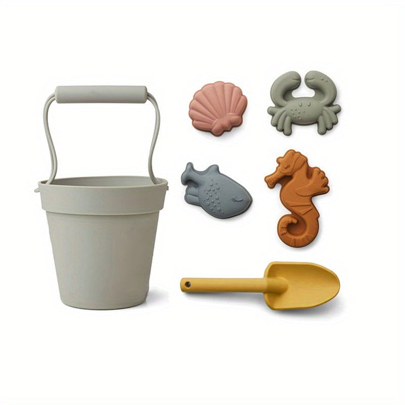 Make bath time fun with the Hailian Silicone Beach Playset! This set includes a water bucket, shovel, and sand mold, perfect for kids to enjoy during bath time. It also makes an ideal gift for Thanksgiving and Christmas. Get your hands on the Hailian