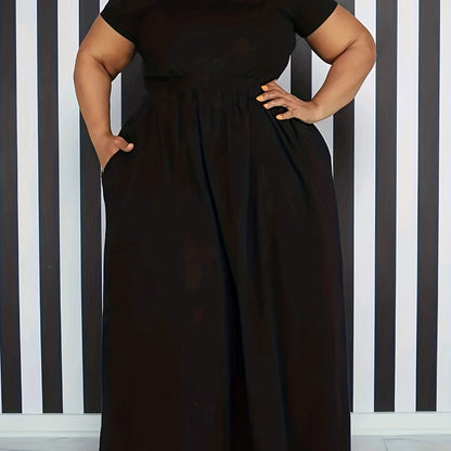 Stretchy solid maxi dress for plus size women with short sleeves