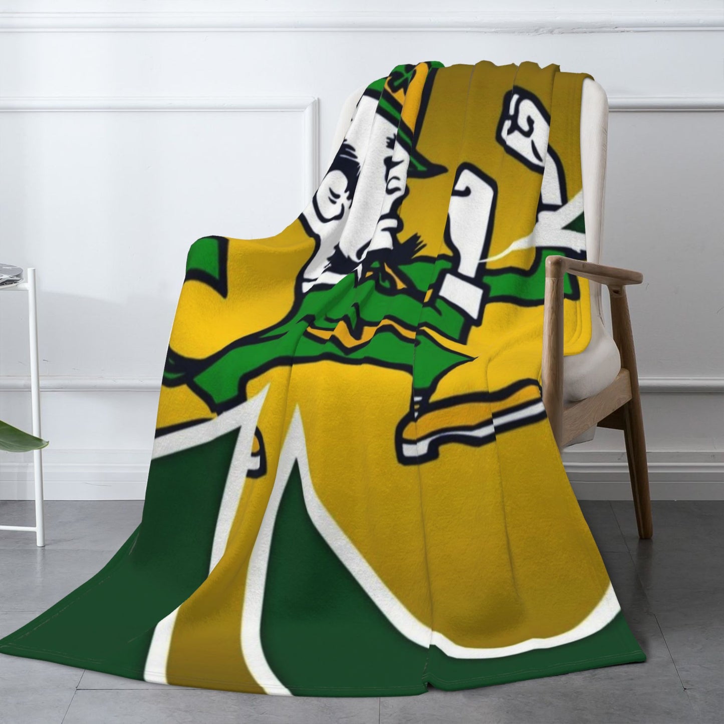 The Ultra-Soft Notre Dame Irish Warrior Fleece Throw Blanket is perfect for cozy, all-season comfort. Featuring a vibrant digital print, this blanket is ideal for bed, sofa, travel, camping, and naps. It makes a unique birthday, New Year, or holiday gift