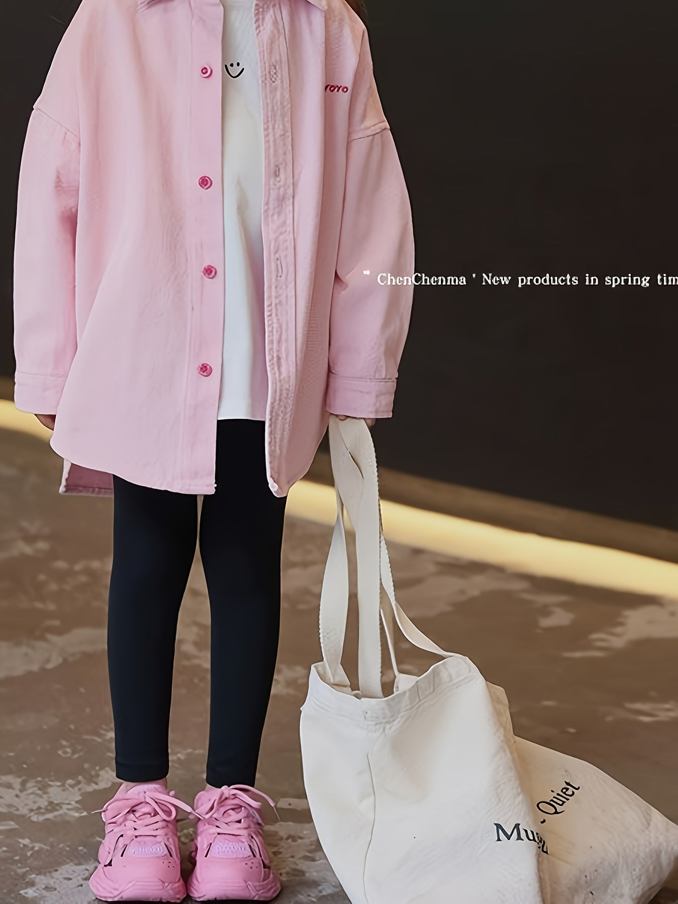 2024 Girls Pink Shirt - Fashionable, comfortable spring and autumn top for young girls.