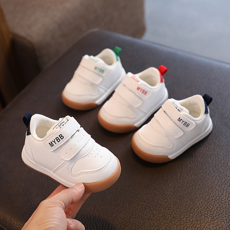 Casual, non-slip infant and toddler shoes for boys and girls in spring and autumn.