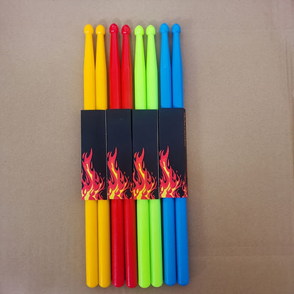 Colorful nylon drumsticks made of plastic, suitable for drum kits. Durable 5A drumsticks with non-slip design.