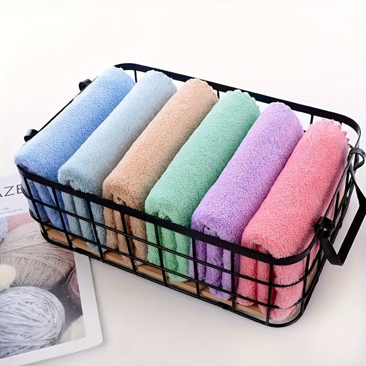 Soft & absorbent microfiber coral velvet hand towels, perfect for gym, shower, or spa. Quickly drying and comes in a set of 5 pieces.