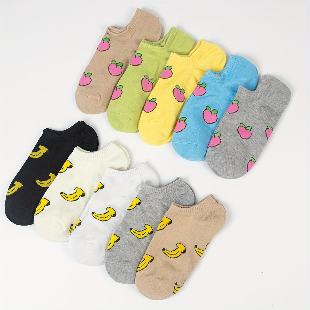 Trendy and comfortable avocado burger socks in random 10 or 20 pairs, suitable for daily wear.