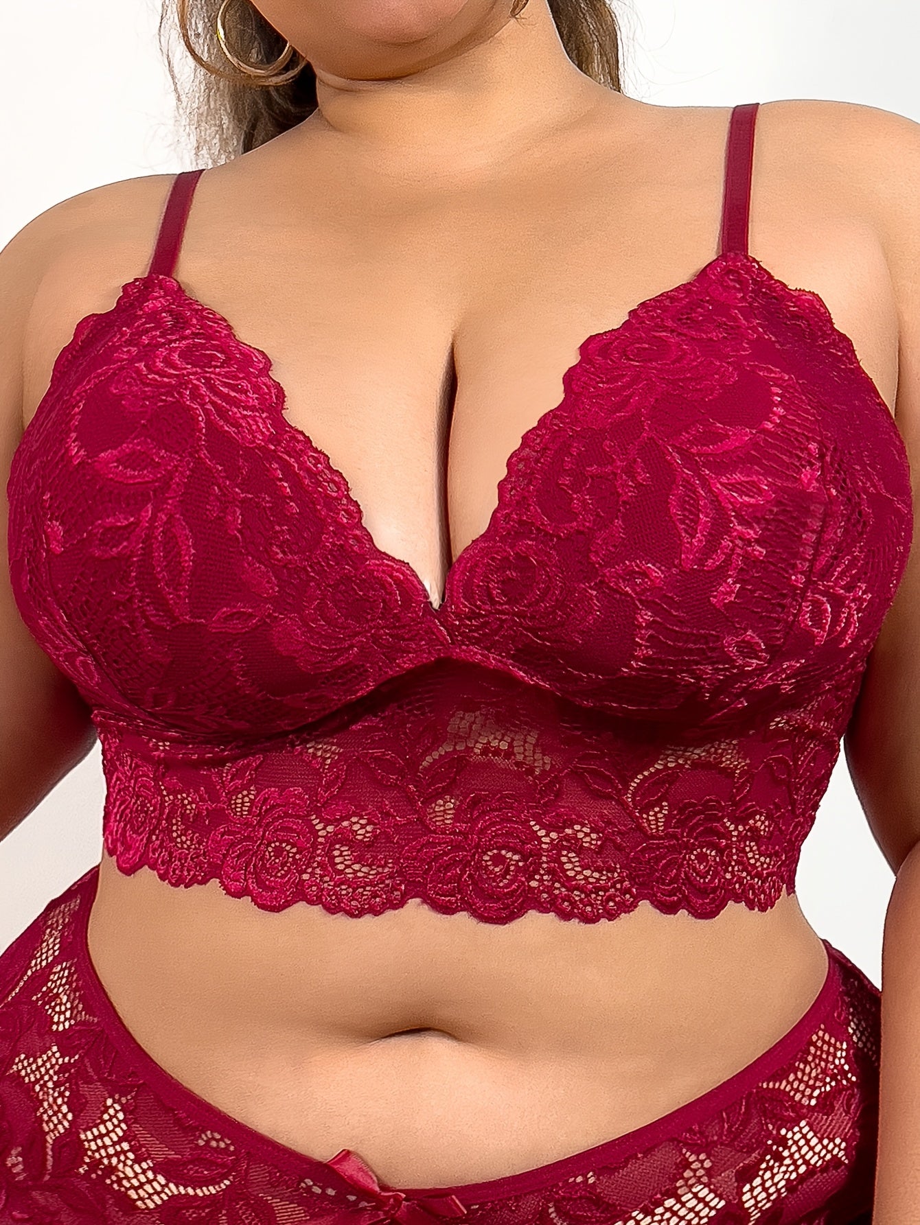 Floral lace deep V-neck longline bra for plus size women