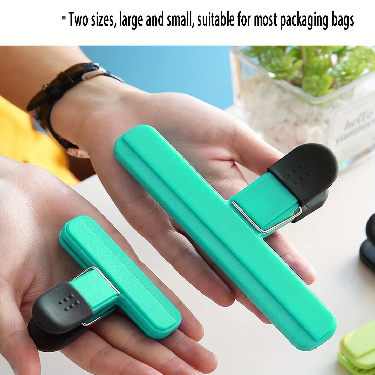 9, 18, or 24 pieces of Large Chip Bag Clips for Food Storage. These heavy-duty plastic clips provide a secure seal for your snacks, coffee, vegetables, and fruit. Perfect for keeping your food fresh in your home kitchen.