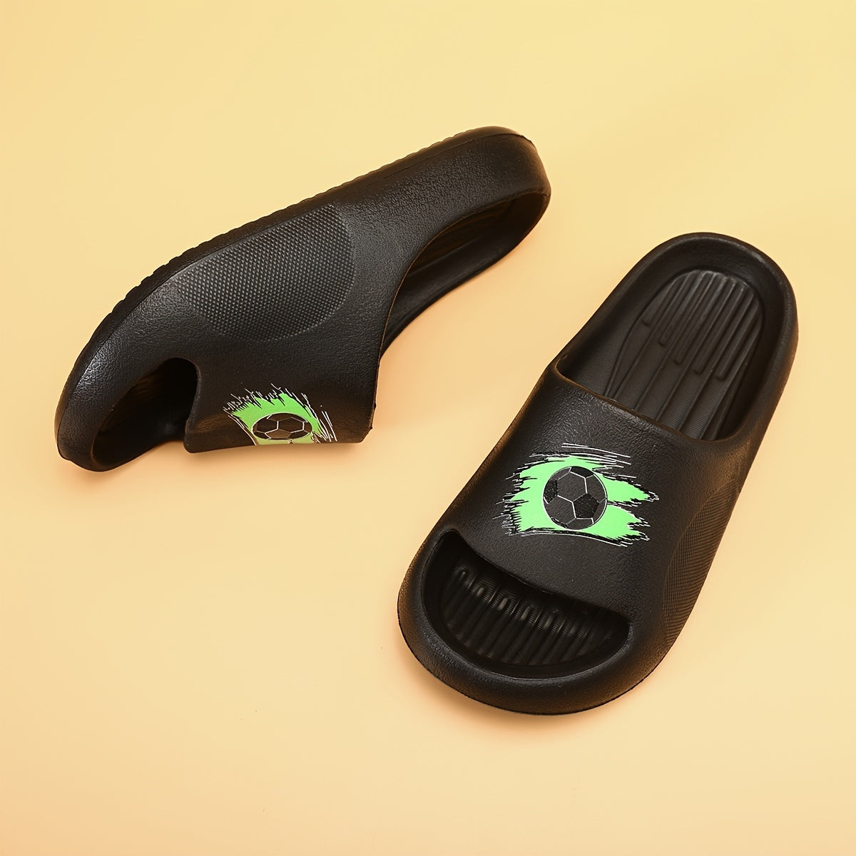 Boys' soft non-slip slides: Comfortable EVA sandals for home and outdoors, all seasons.