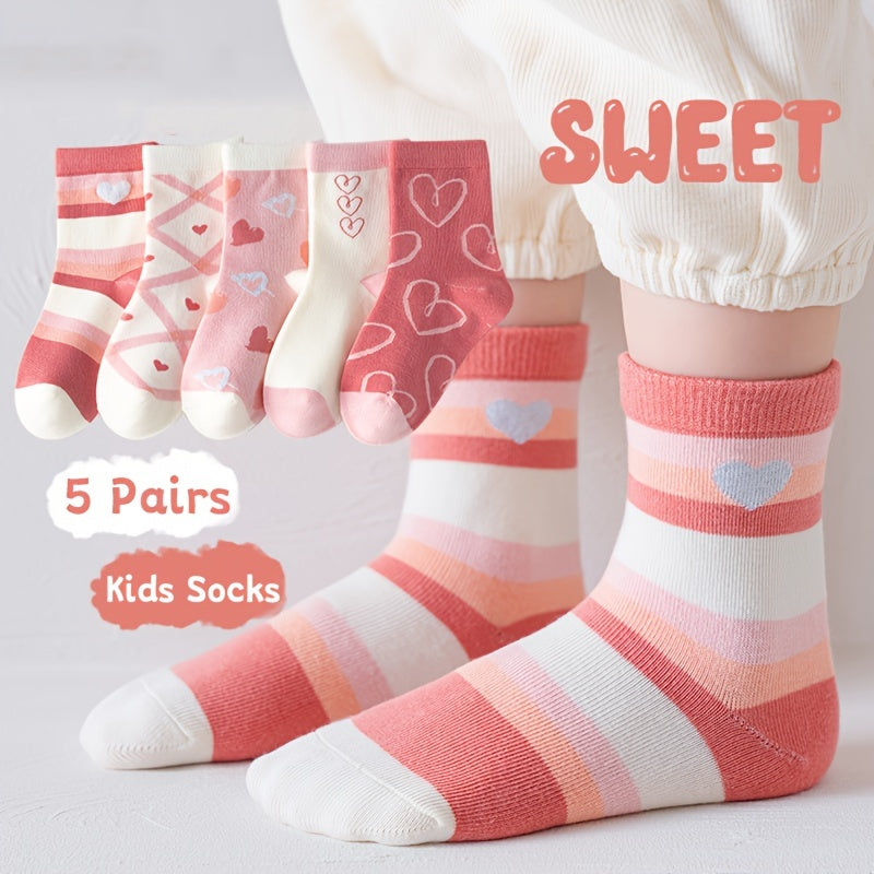 Children's trendy heart pattern socks, cute and comfy.