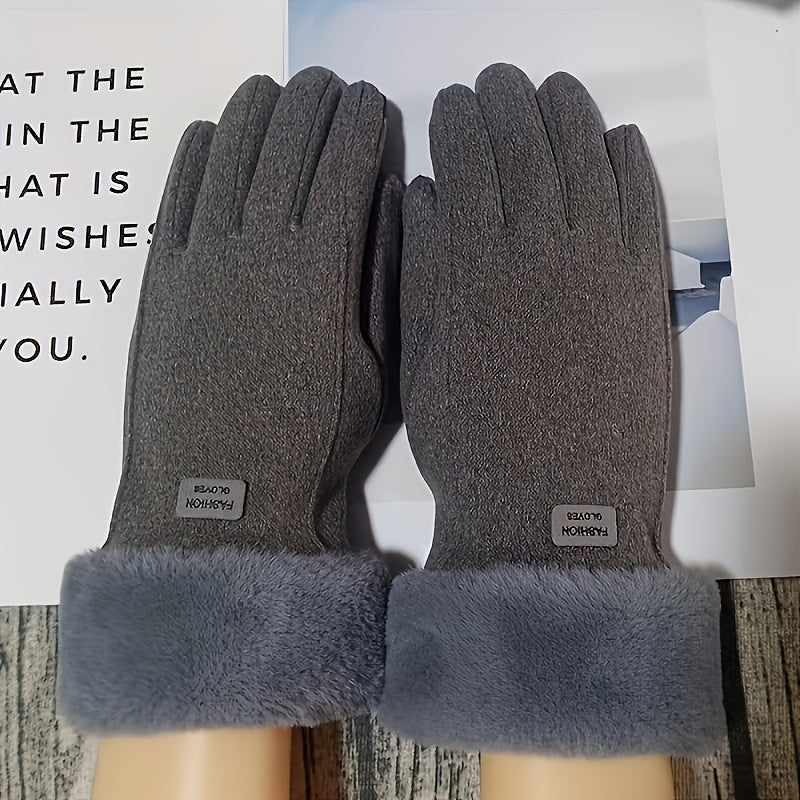 Stay warm and stylish with these cozy women's beige touchscreen gloves. Made with thick warm plush lining and full finger design, these winter gloves are crafted with knitted polyester material for ultimate comfort. The inelastic fit provides a snug