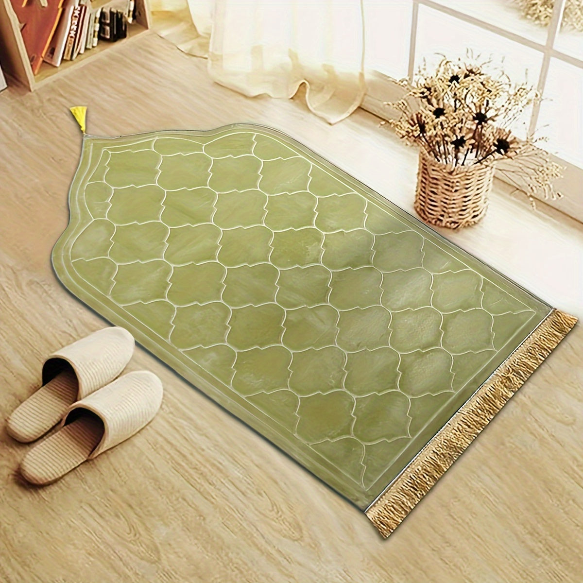 Spread Holiday Joy with this Luxurious Thick Flannel Muslim Prayer Mat. It is Non-Slip, Soft, and Durable with Tassels, making it Perfect for Home & Outdoor Use. Choose from White, Navy Blue, Green, Beige, & Pink with Hexagonal Patterns.