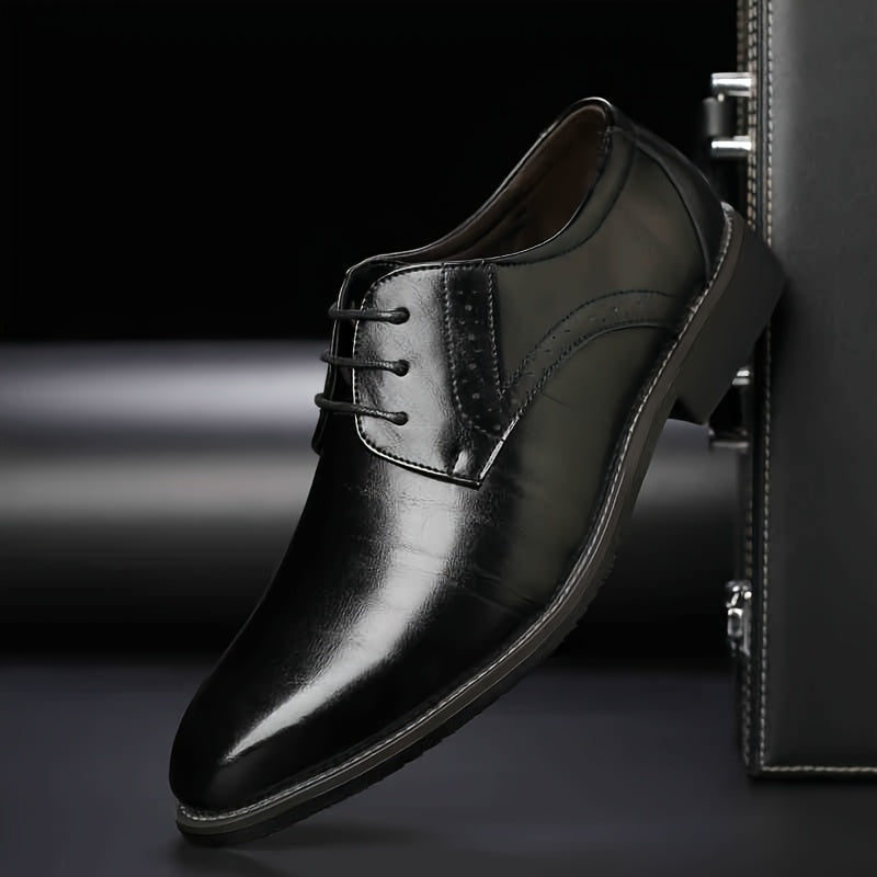 Men's classic oxford shoes with pointed toe, lace-up design, and PU upper and inner. Suitable for business casual, daily wear, wedding, and formal occasions with a rubber sole.