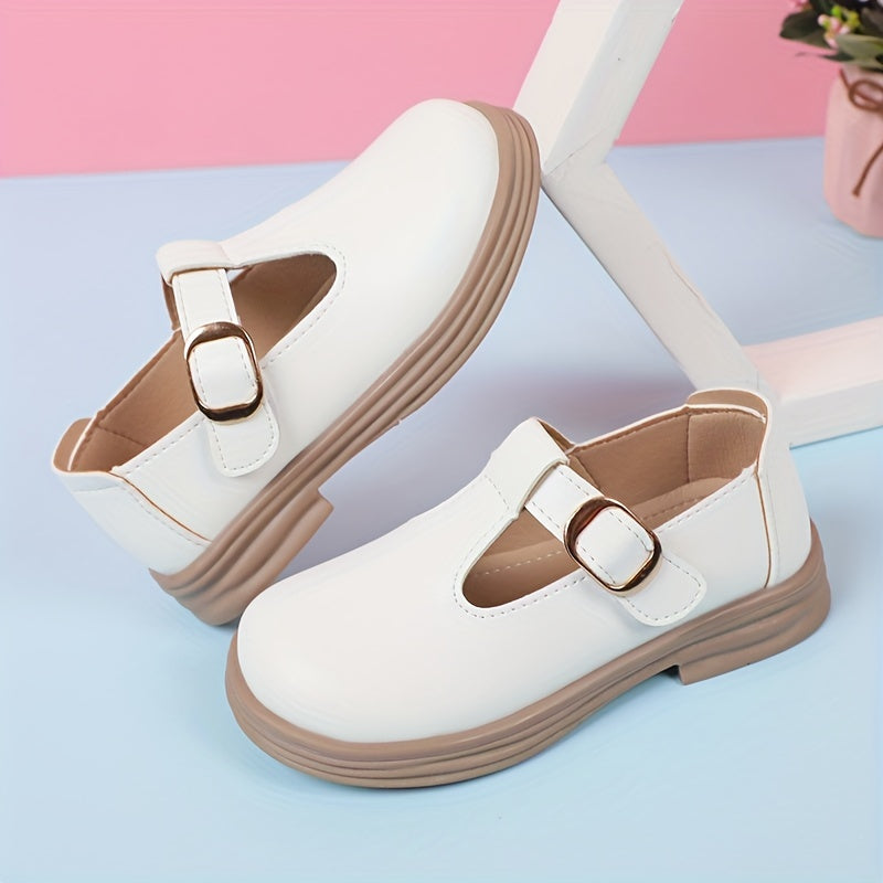 Stylish Mary Jane shoes for girls with non-slip sole, suitable for indoor and outdoor wear in spring and autumn.