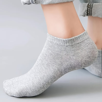 15 pairs of soft, lightweight unisex low cut socks, suitable for both men and women.